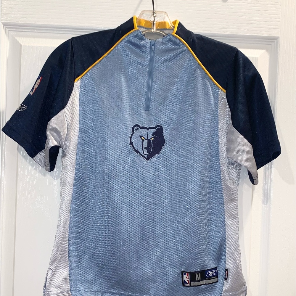 NBA Memphis Grizzlies Boys shirt size 10 12 M